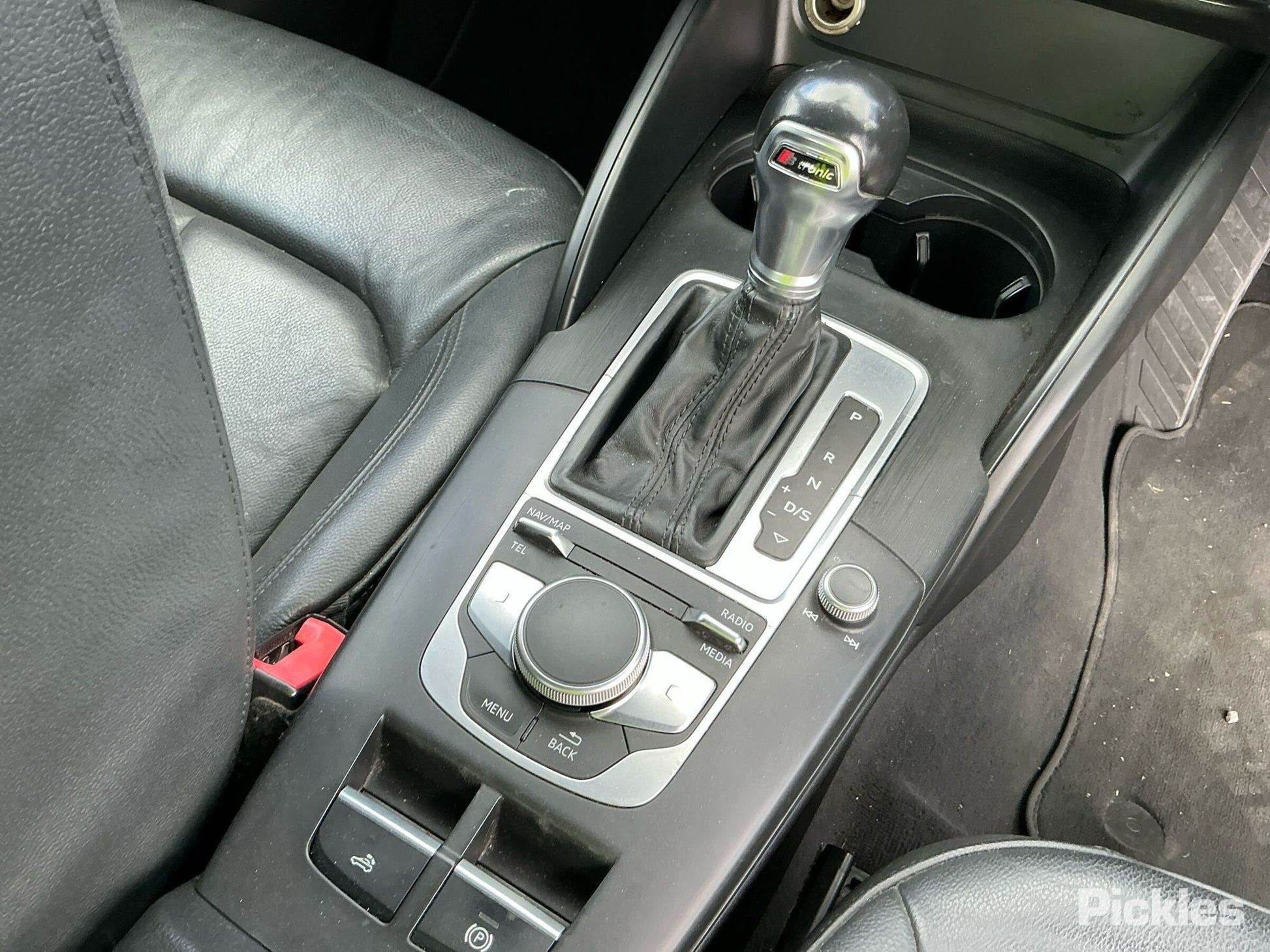 Wrecking 2016 AUDI A3 for Used Parts AU1750