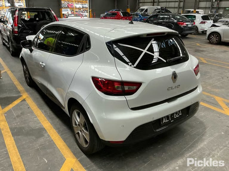 Wrecking 2017 RENAULT CLIO for Used Parts RN1769