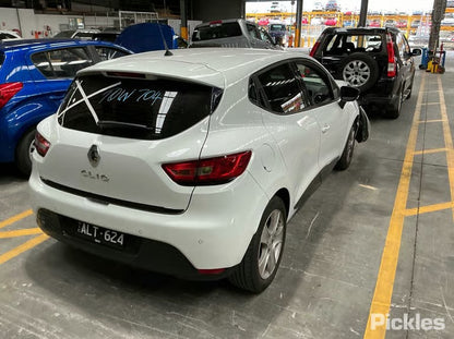 Wrecking 2017 RENAULT CLIO for Used Parts RN1769
