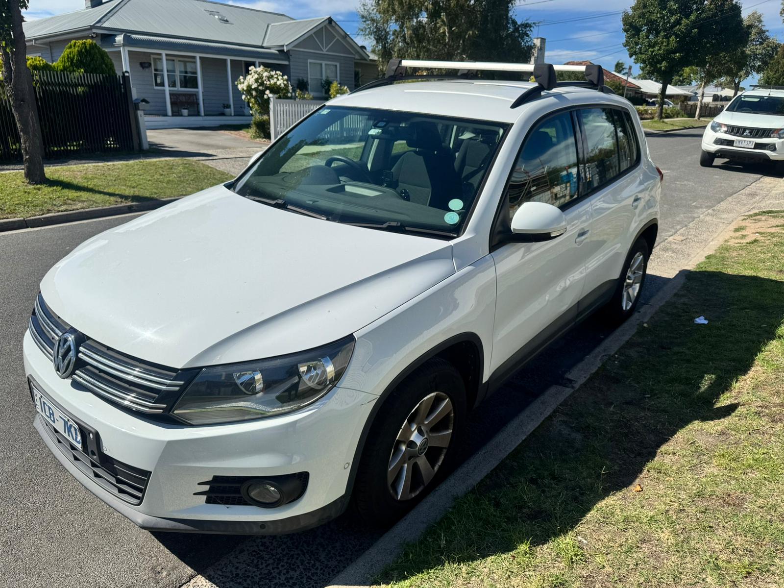 Wrecking 2014 VOLKSWAGEN TIGUAN for Used Parts VW1775
