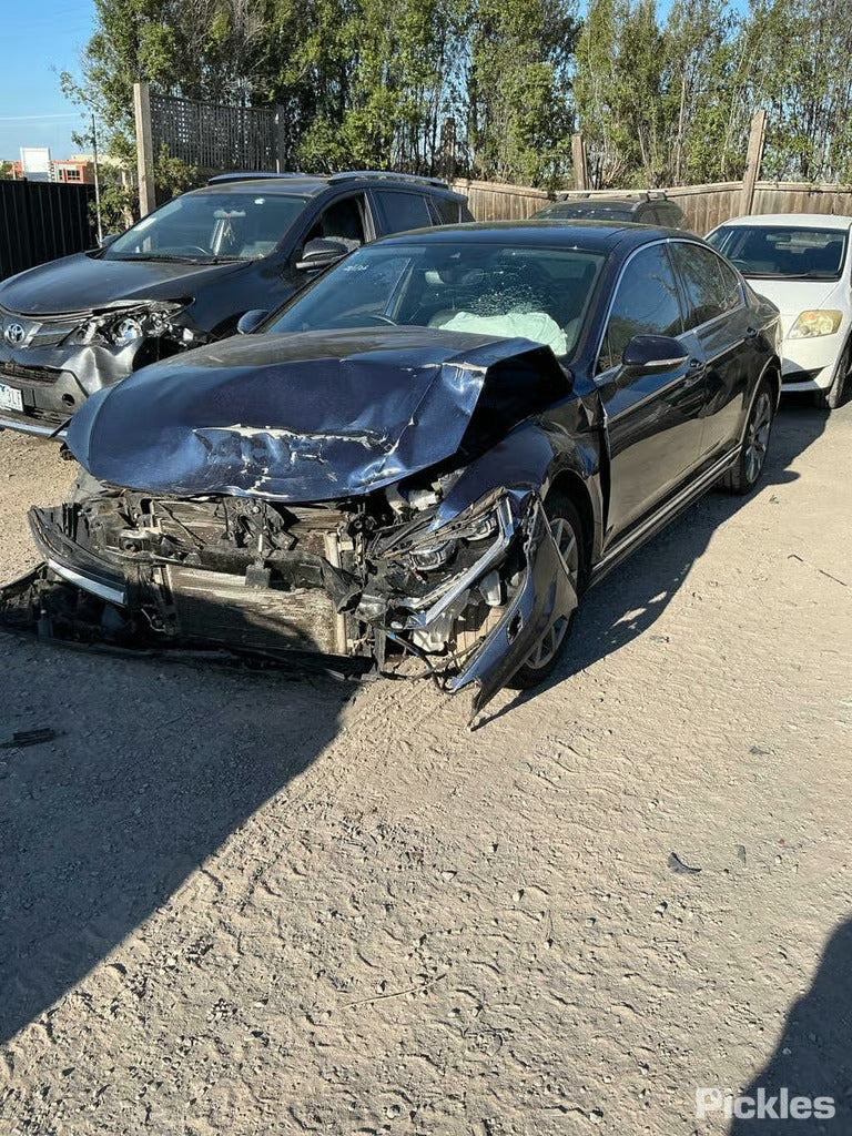 Wrecking 2017 VOLKSWAGEN PASSAT for Used Parts VW1774