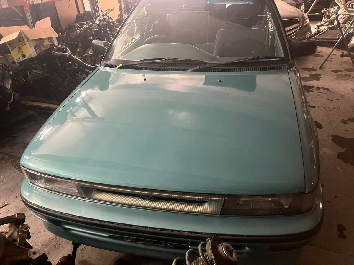 Wrecking 1993 TOYOTA COROLLA for Used Parts TO1771