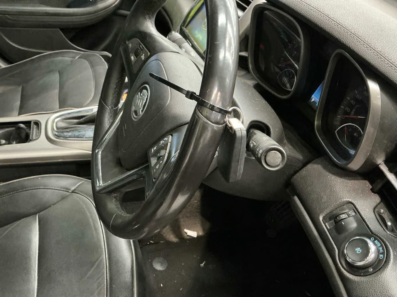 Wrecking 2014 HOLDEN MALIBU for Used Parts HO1763