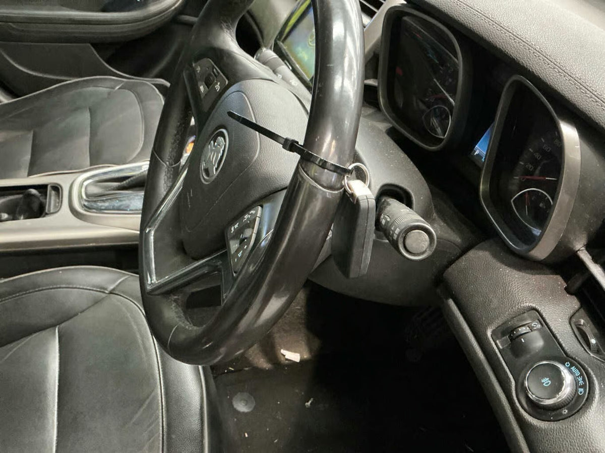 Wrecking 2014 HOLDEN MALIBU for Used Parts HO1763