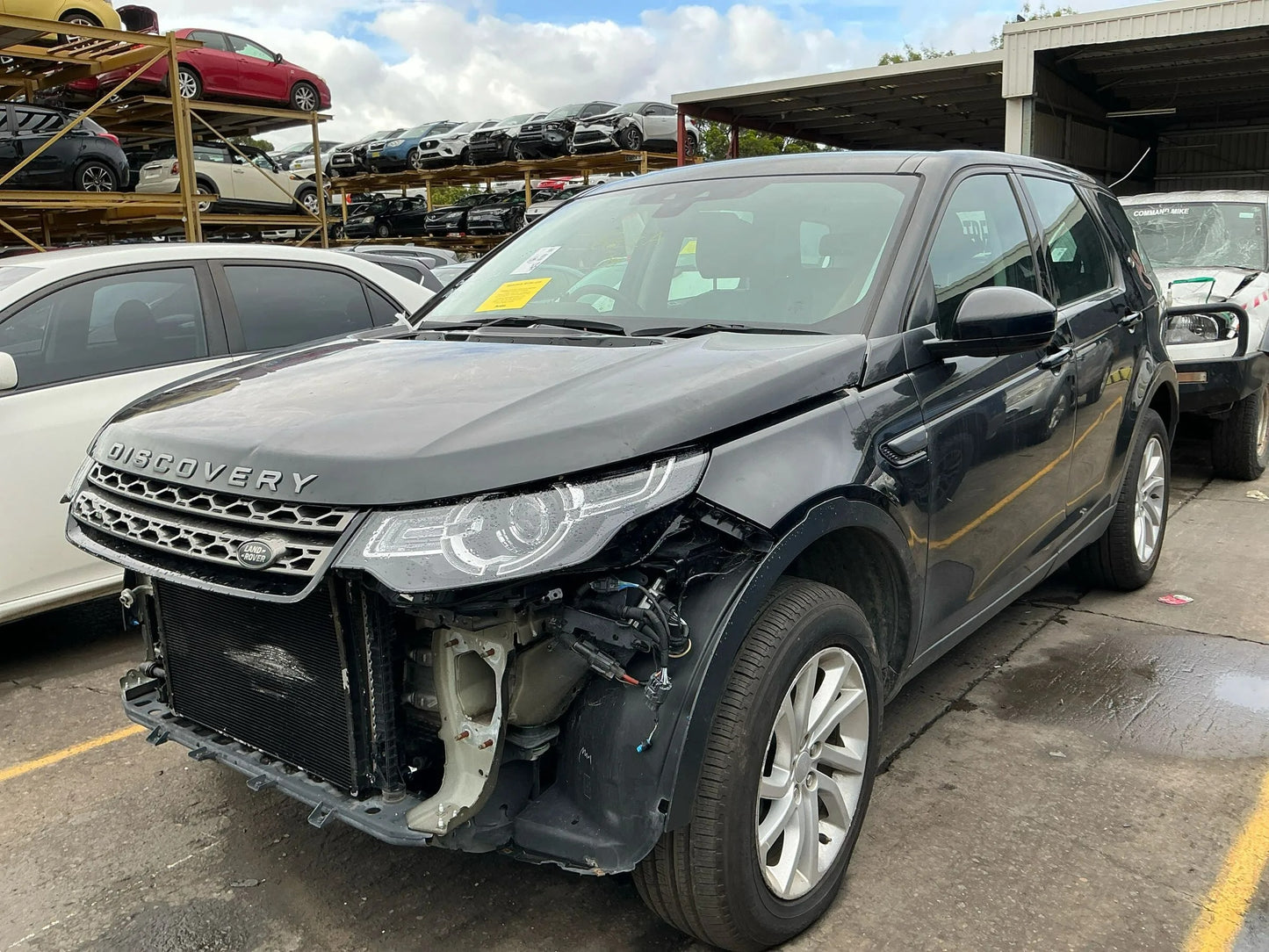Wrecking 2017 LAND ROVER DISCOVERY SPORT for Used Parts LR1759