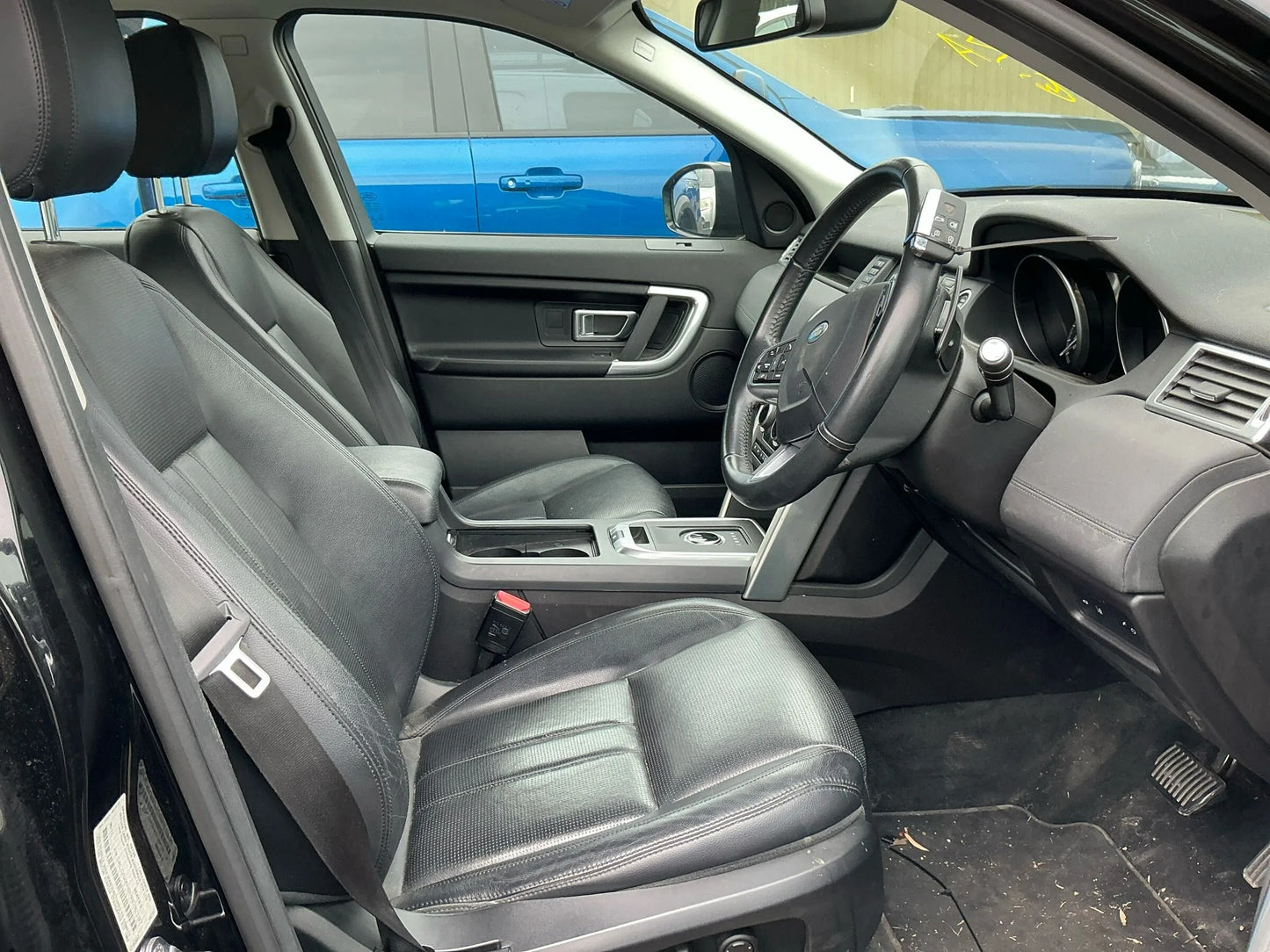 Wrecking 2017 LAND ROVER DISCOVERY SPORT for Used Parts LR1759