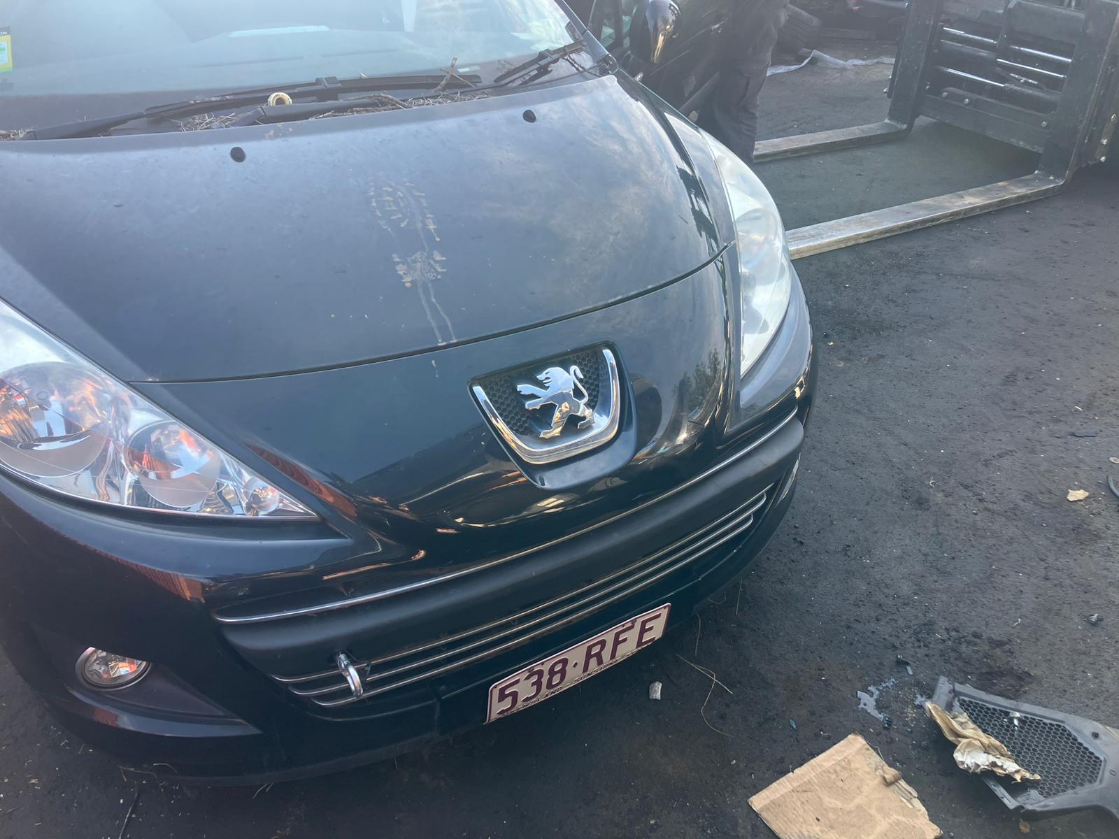 Wrecking 2010 PEUGEOT 207 for Used Parts PG1756