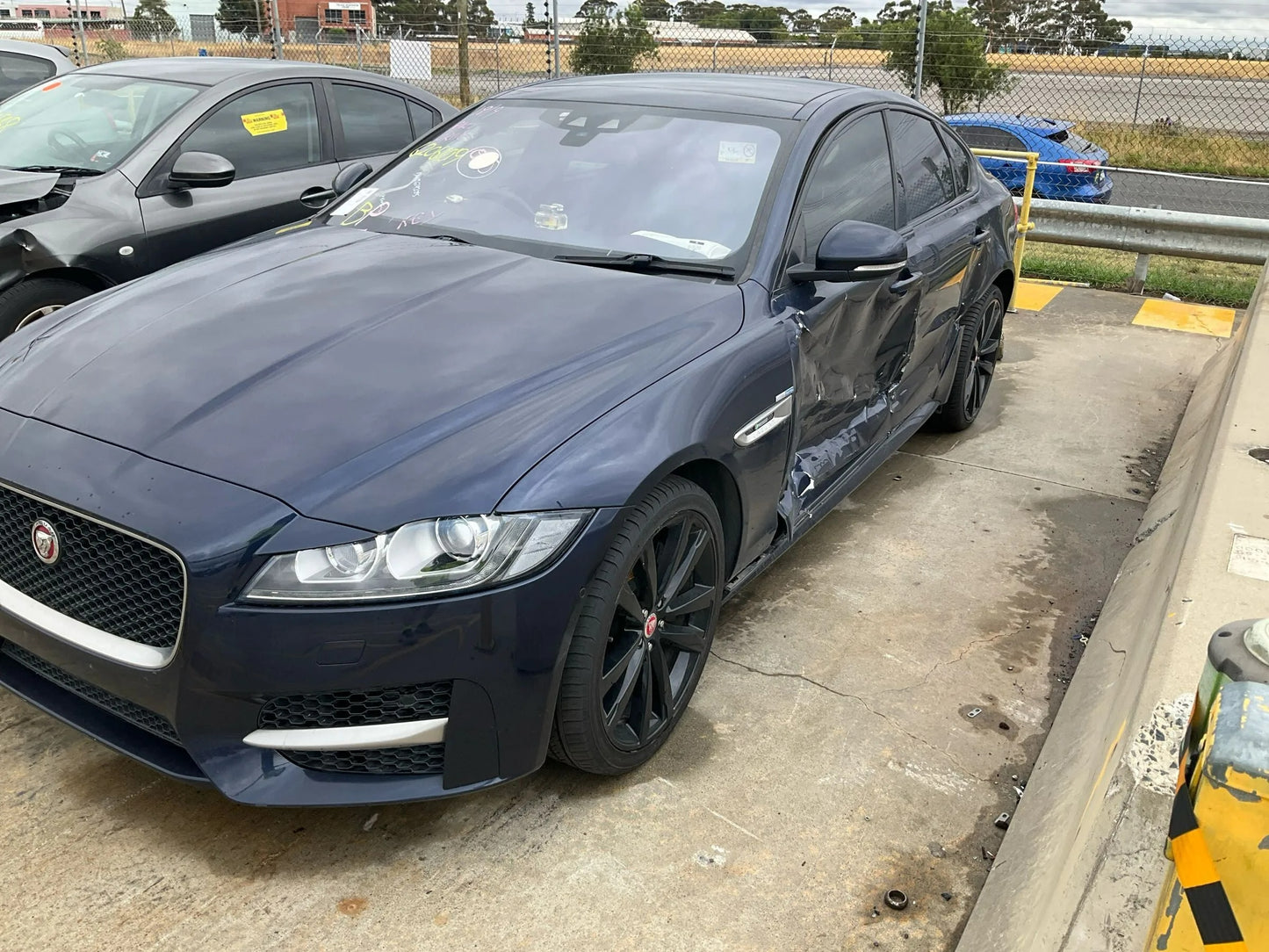 Wrecking 2018 JAGUAR XF for Used Parts JG1755