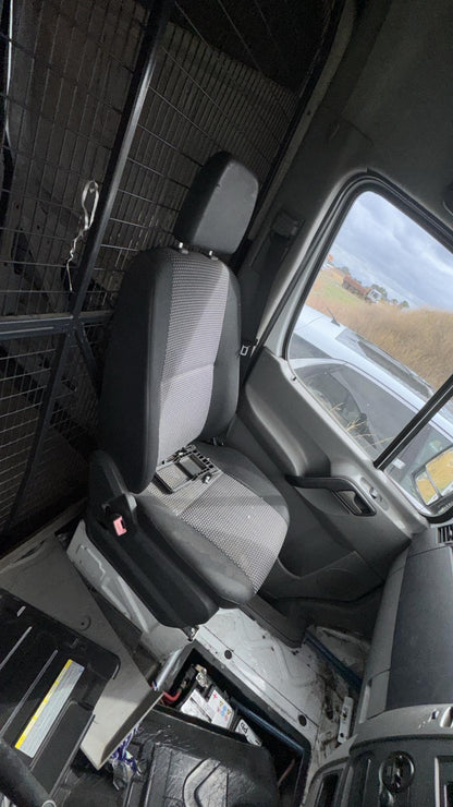 Wrecking 2008 MERCEDES SPRINTER for Used Parts MB1754