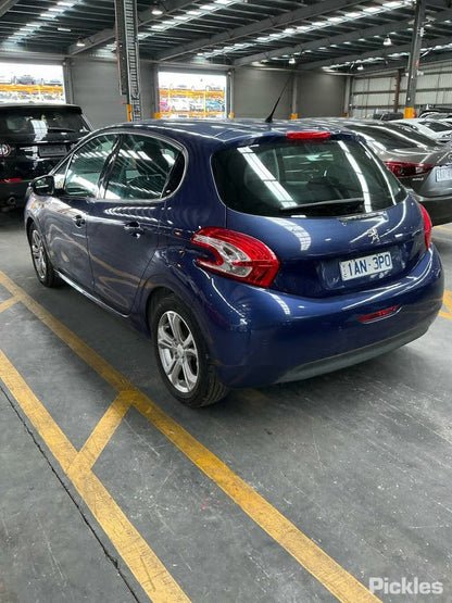Wrecking 2013 PEUGEOT 208 for Used Parts PG1753