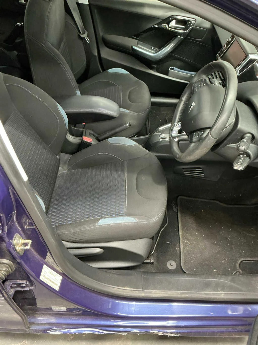 Wrecking 2013 PEUGEOT 208 for Used Parts PG1753