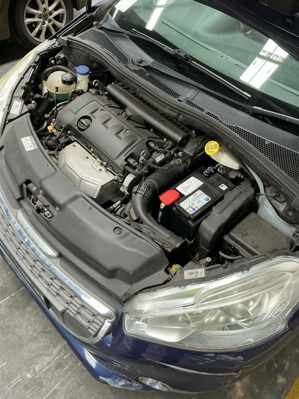 Wrecking 2013 PEUGEOT 208 for Used Parts PG1753