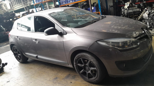 Wrecking 2014 RENAULT MEGANE for Used Parts RN1777